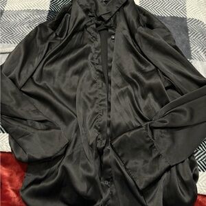 Urban Heritage Classic Black Top